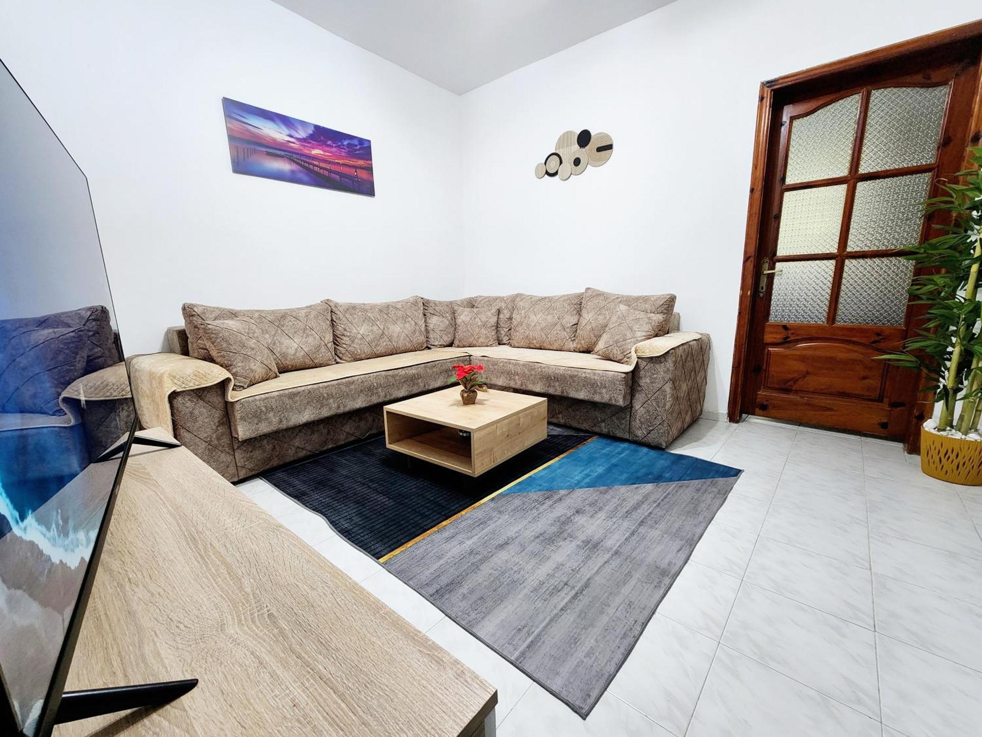 Eden Guesthouse Durrës 外观 照片