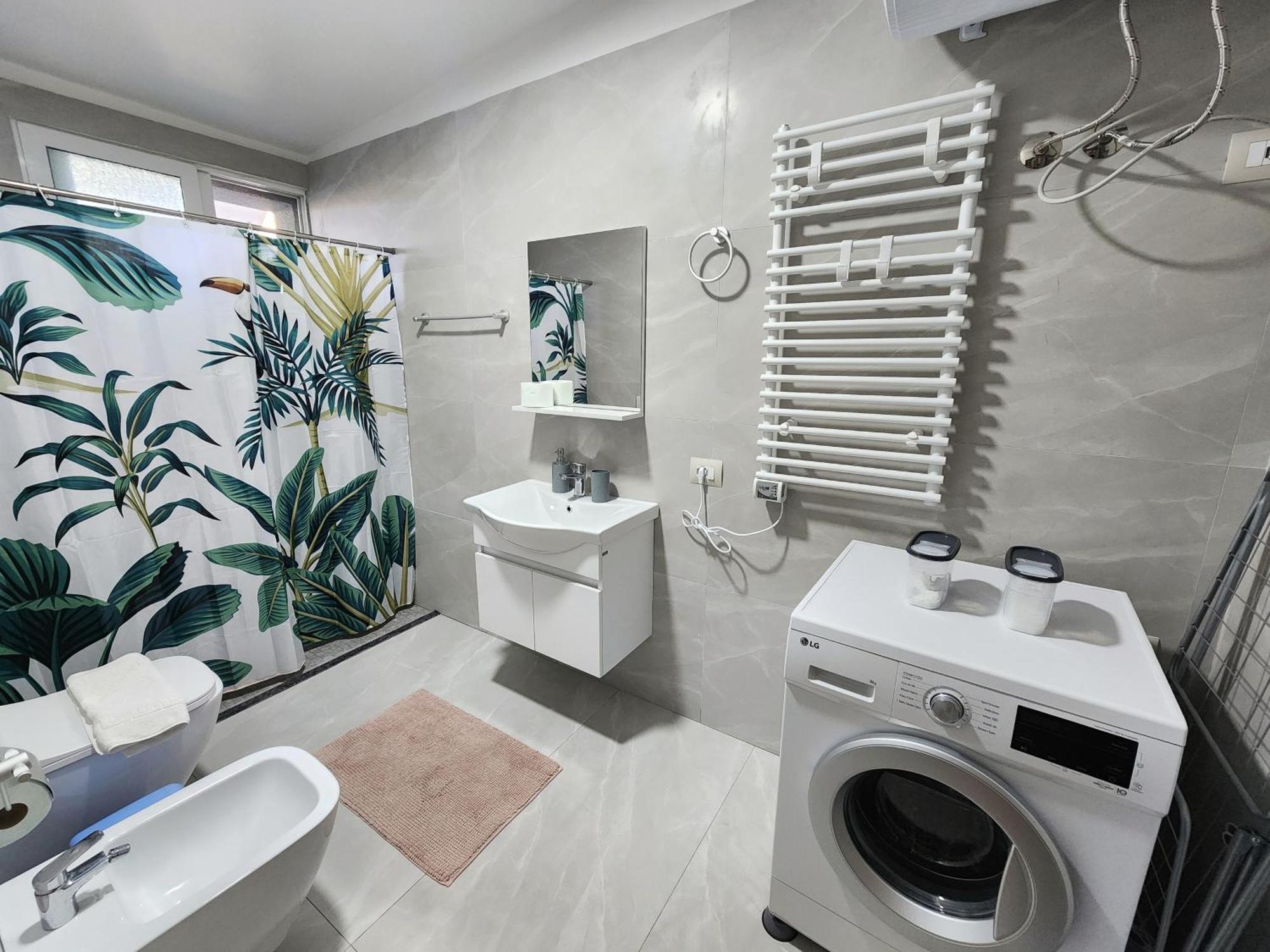 Eden Guesthouse Durrës 外观 照片